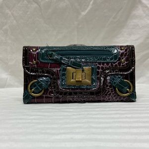 Toggle Wallet